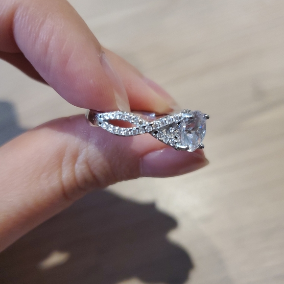 Charmed Aroma ring size 6 - Picture 5 of 9